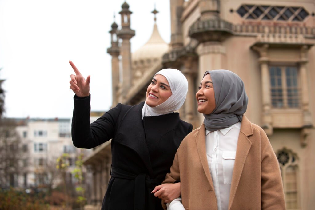 women-wearing-hijab-having-good-time